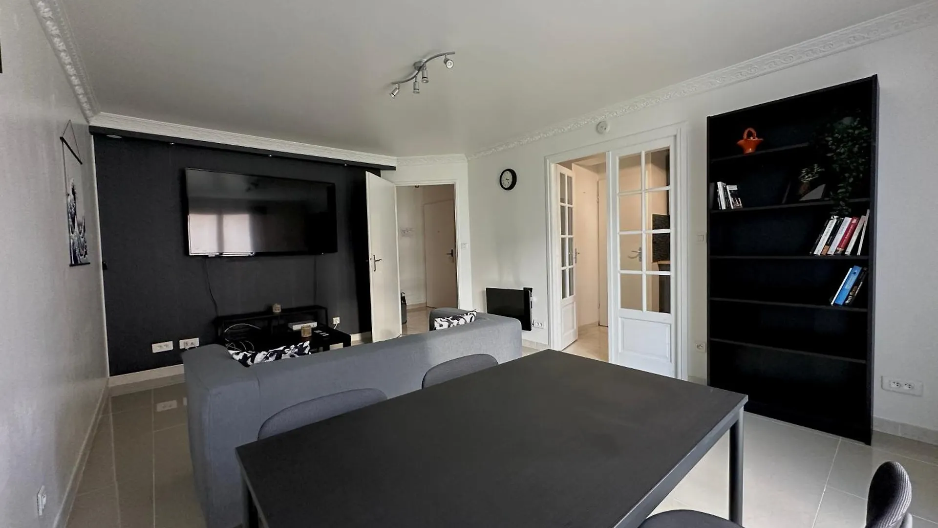 Apartment Appartement Confort A Louvres Proche Cdg